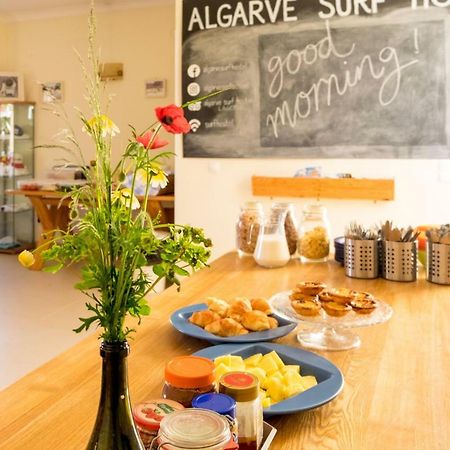 Algarve Surf Hostel - Lagos Bagian luar foto