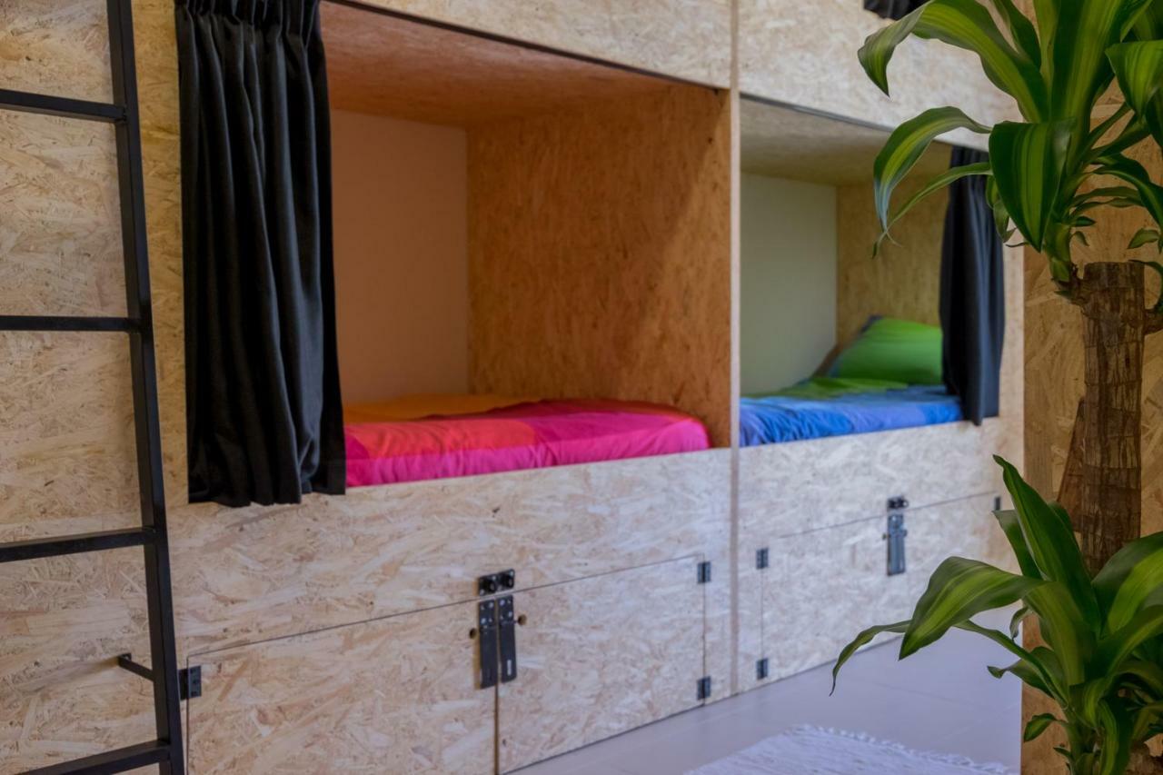 Algarve Surf Hostel - Lagos Bagian luar foto