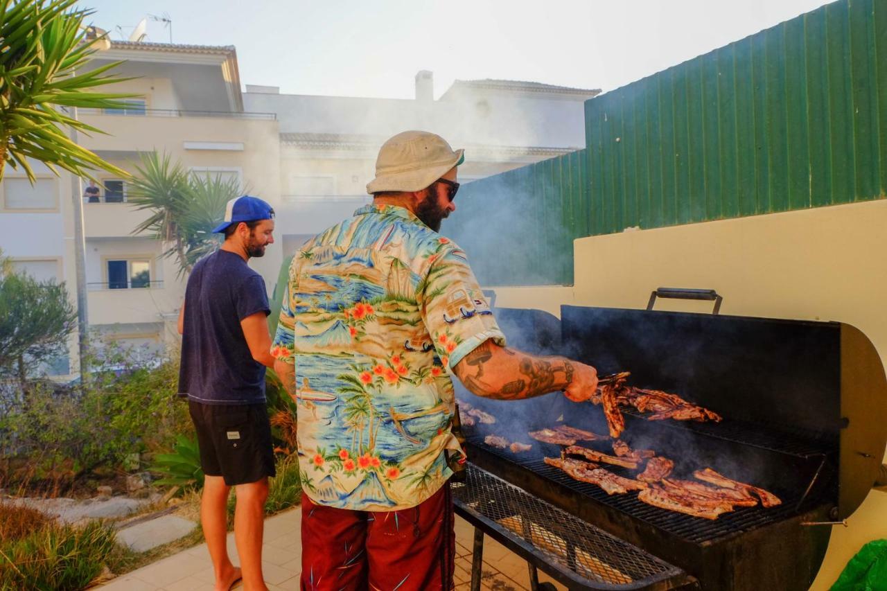 Algarve Surf Hostel - Lagos Bagian luar foto