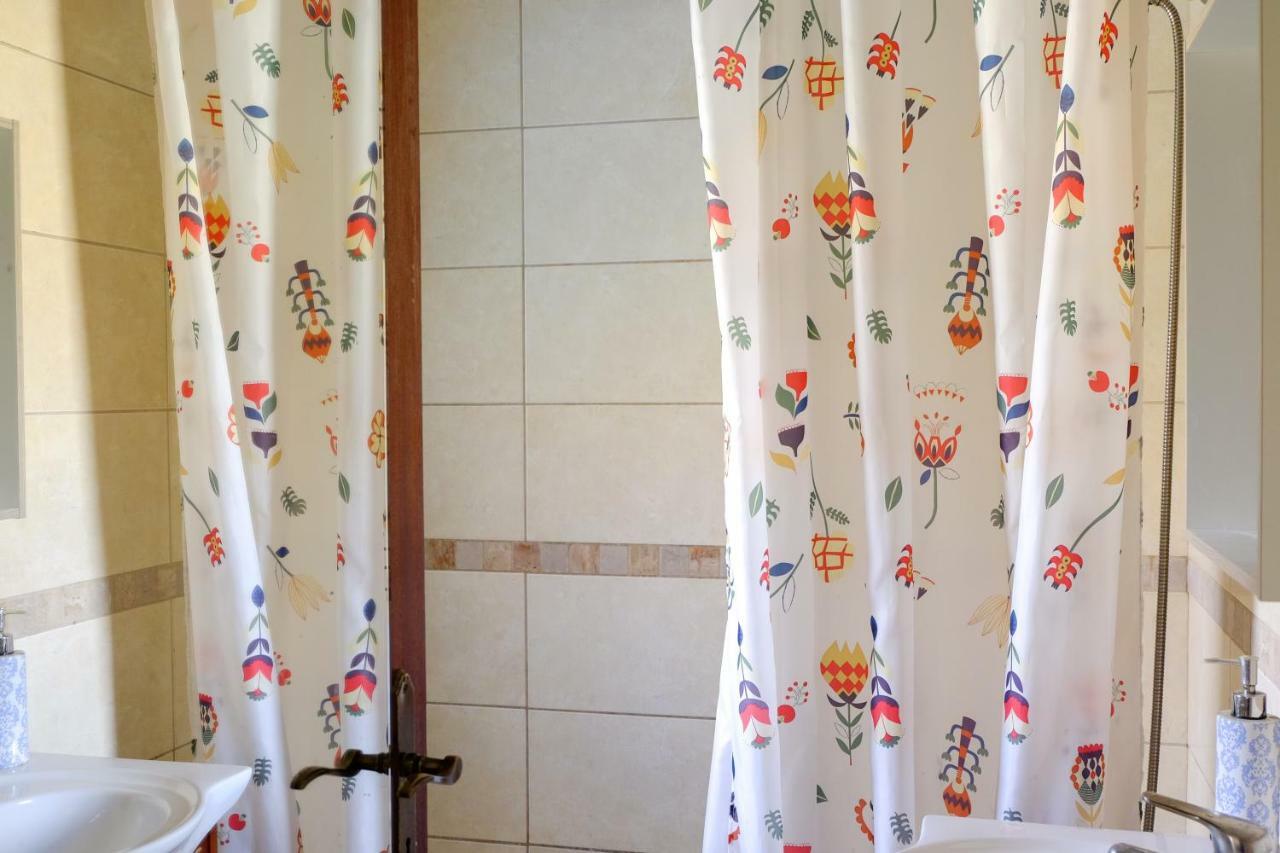 Algarve Surf Hostel - Lagos Bagian luar foto
